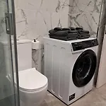 Beautiful New 2br In Golden Mile Of 公寓