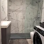 Beautiful New 2br In Golden Mile Of * 马尔韦利亚