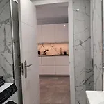 公寓 Beautiful New 2br In Golden Mile Of