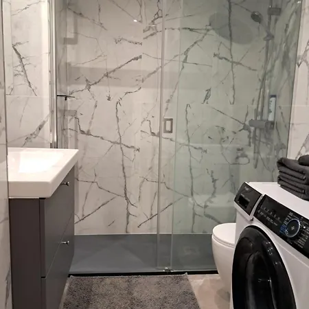 Beautiful New 2br In Golden Mile Of * 마르베야